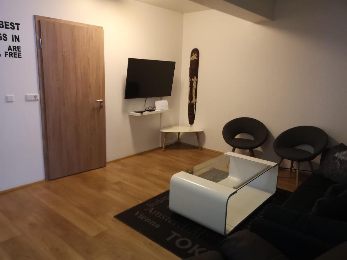 Acco Town Square Apartments Akureyri Extérieur photo