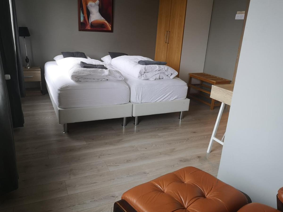 Acco Town Square Apartments Akureyri Extérieur photo