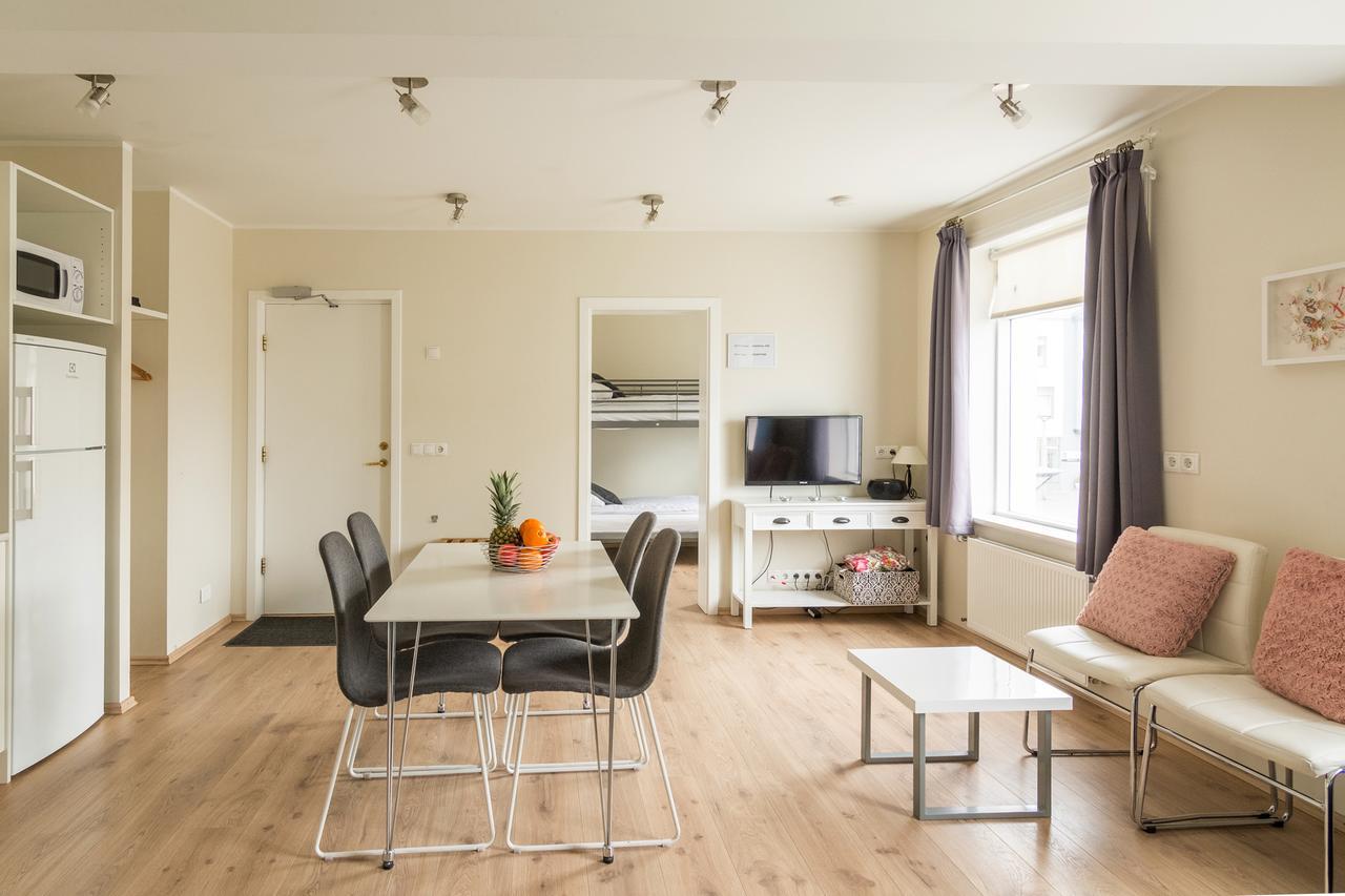 Acco Town Square Apartments Akureyri Extérieur photo