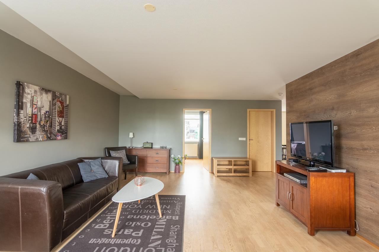 Acco Town Square Apartments Akureyri Extérieur photo