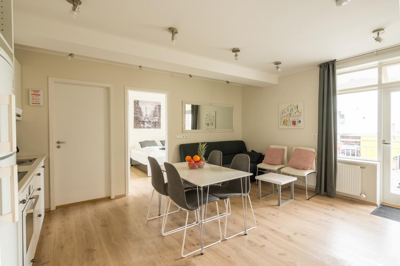 Acco Town Square Apartments Akureyri Extérieur photo
