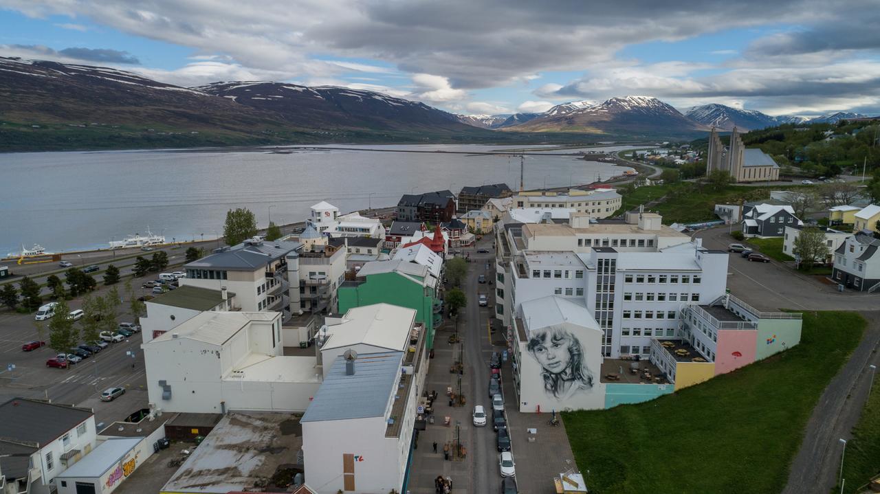 Acco Town Square Apartments Akureyri Extérieur photo